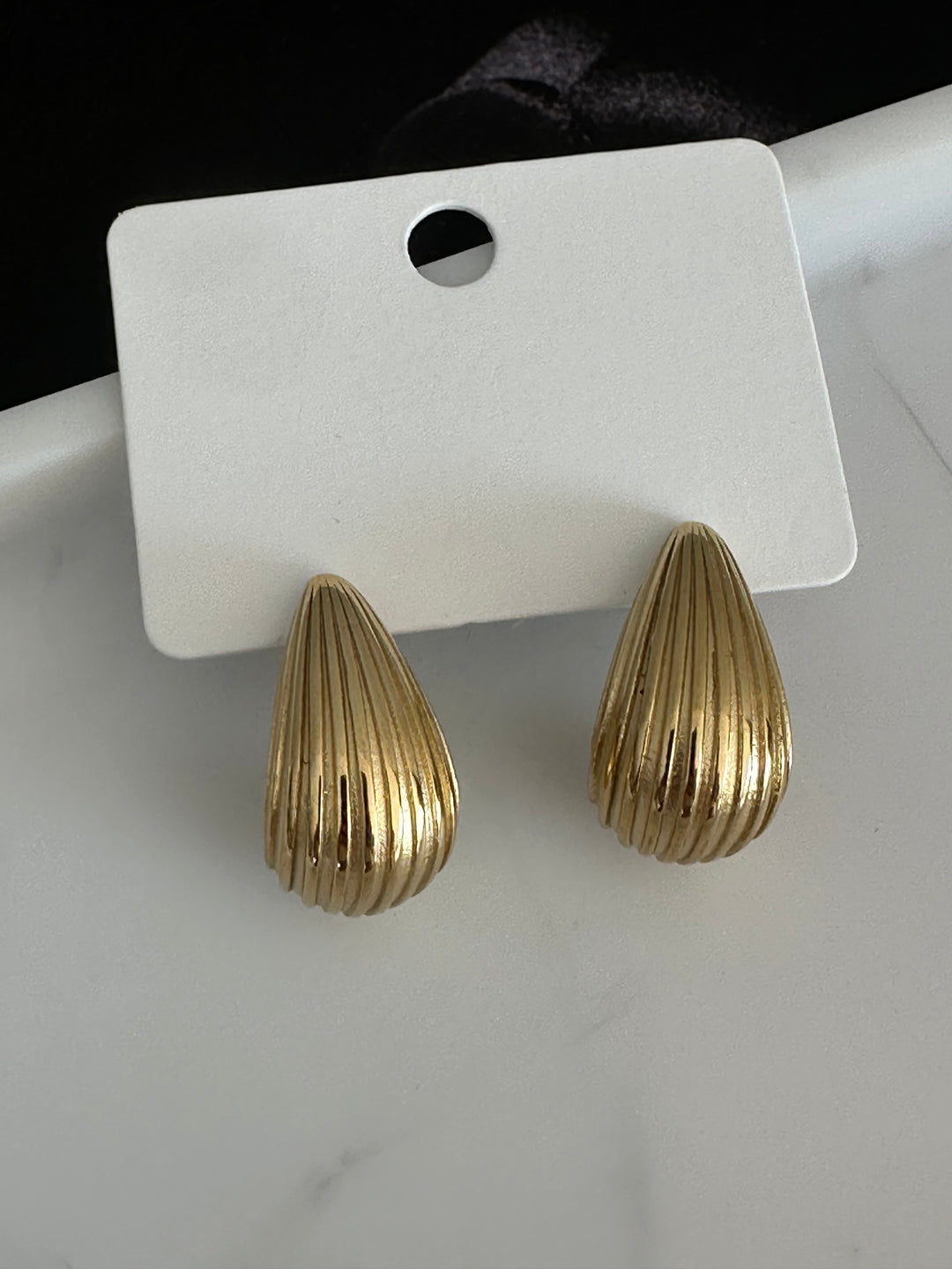 Ohrringe Shell Gold
