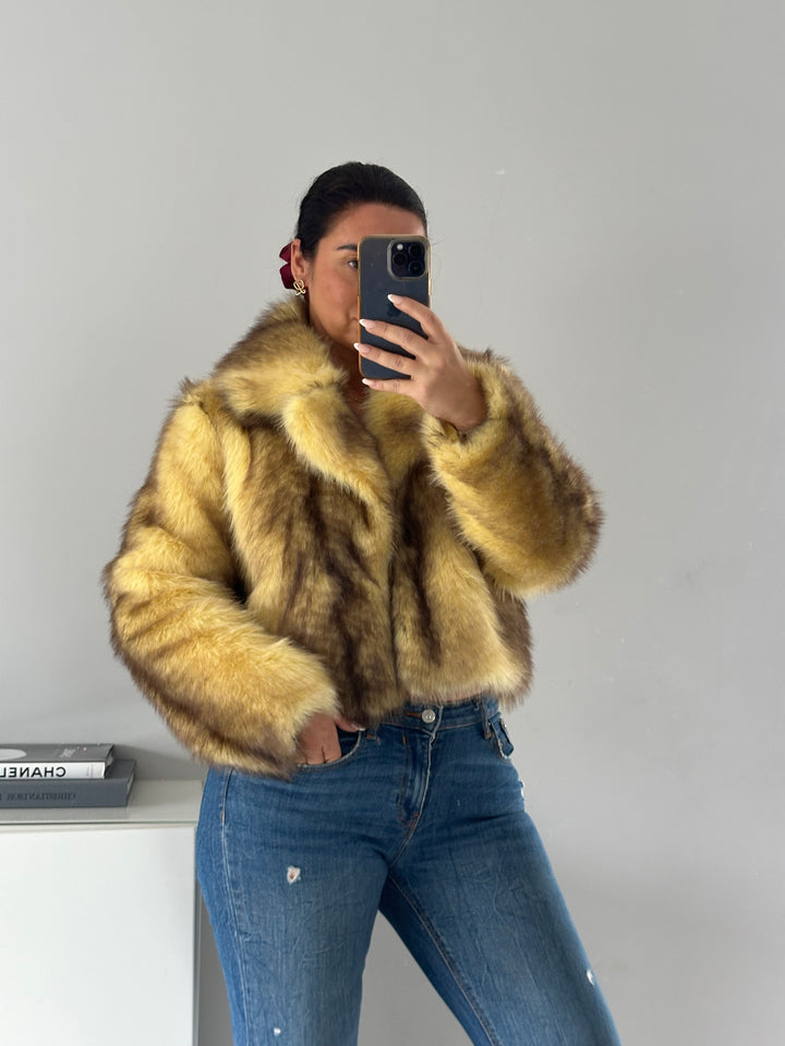Faux fur Jacke Lavibell