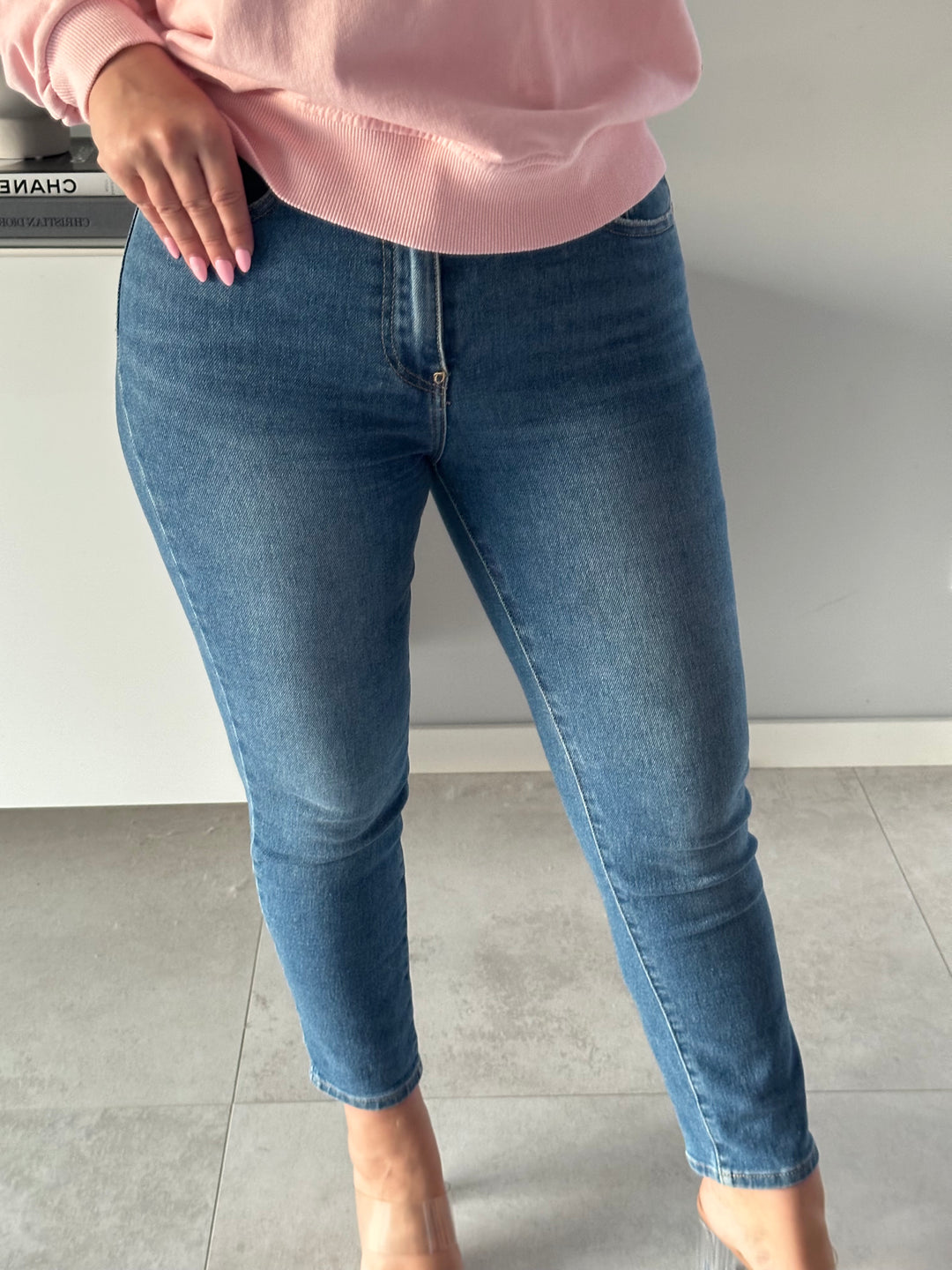 Mom Jeans Redial