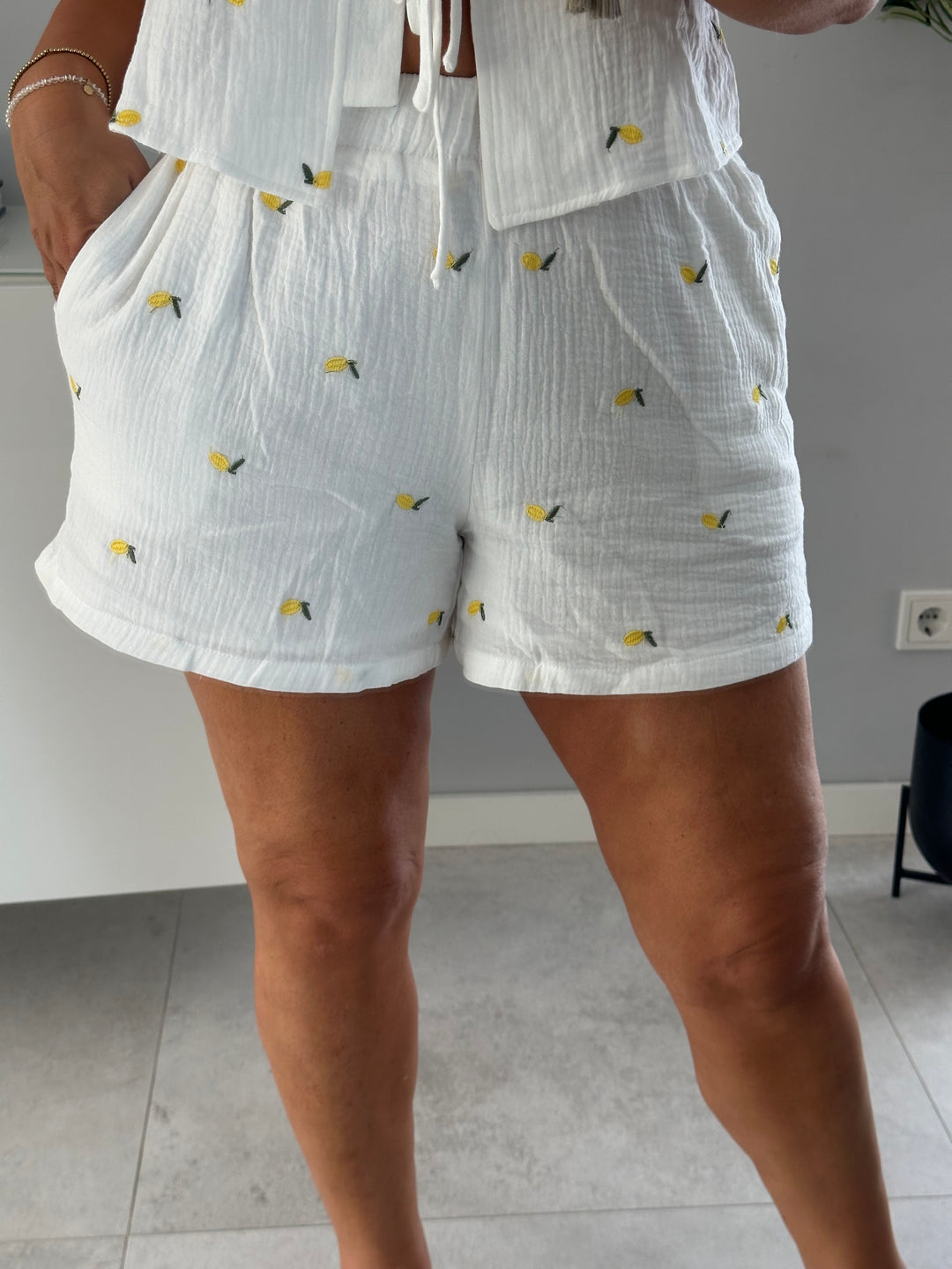 Shorts Lemona