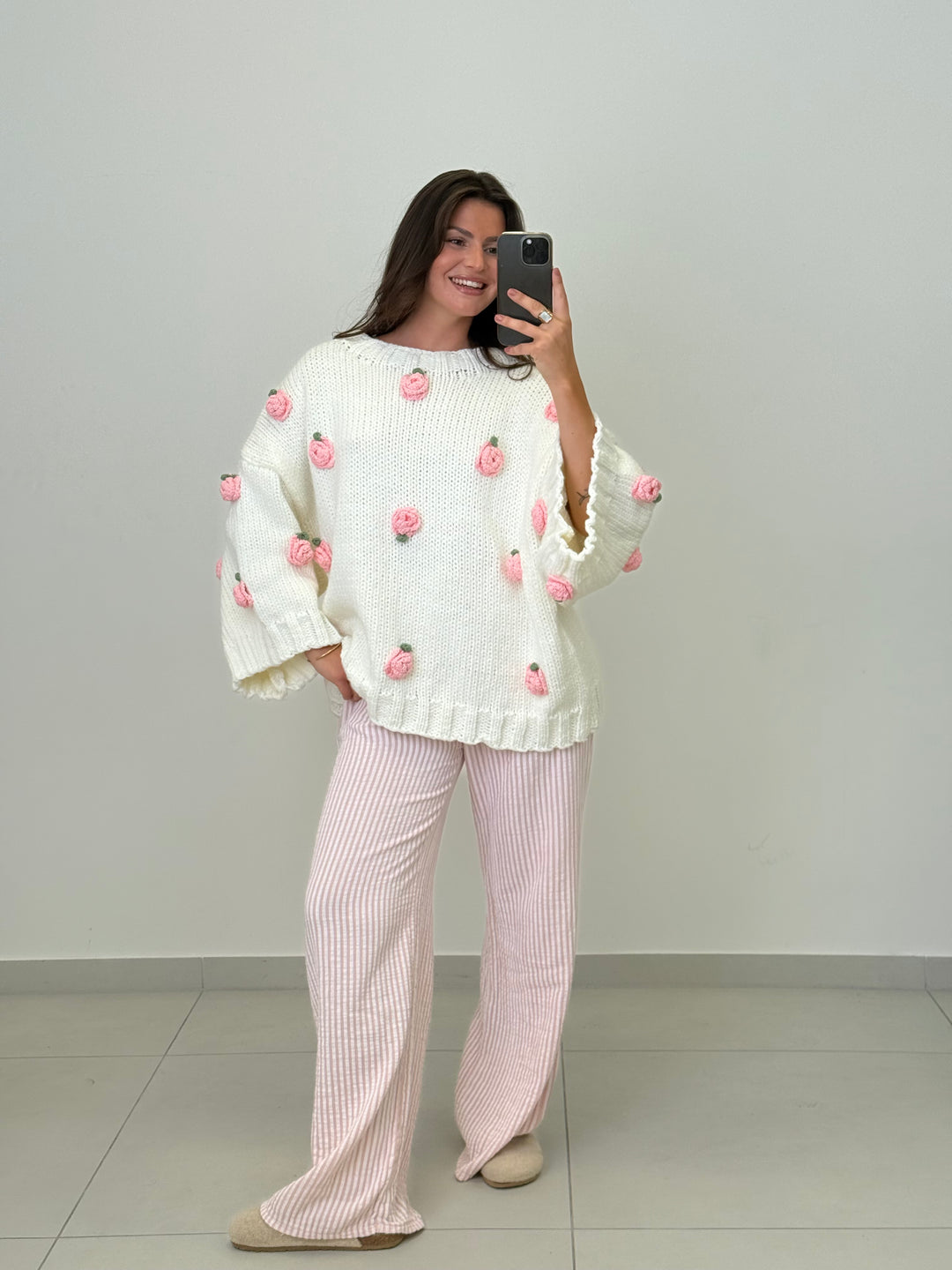 Handmade Pullover Rose