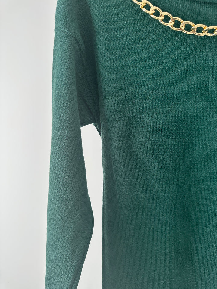 Strickkleid mit abnehmbarer Kette