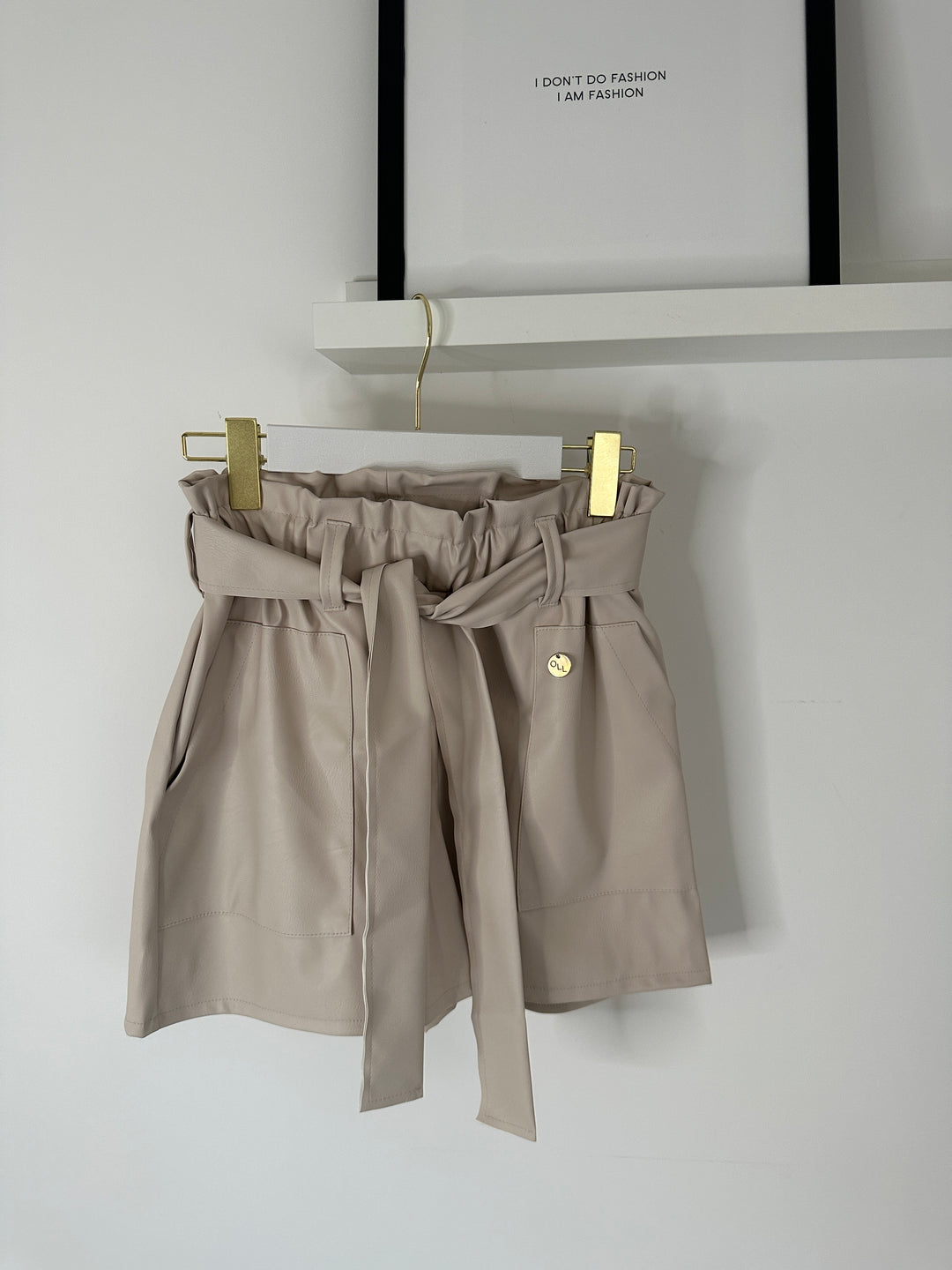 Shorts aus veganem Leder